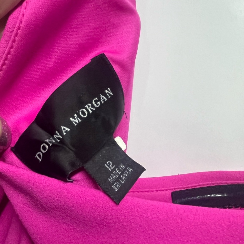 Donna Morgan Women's Stretch Crepe One Shoulder Short Dress in Electric pink 12 - Picture 5 of 8